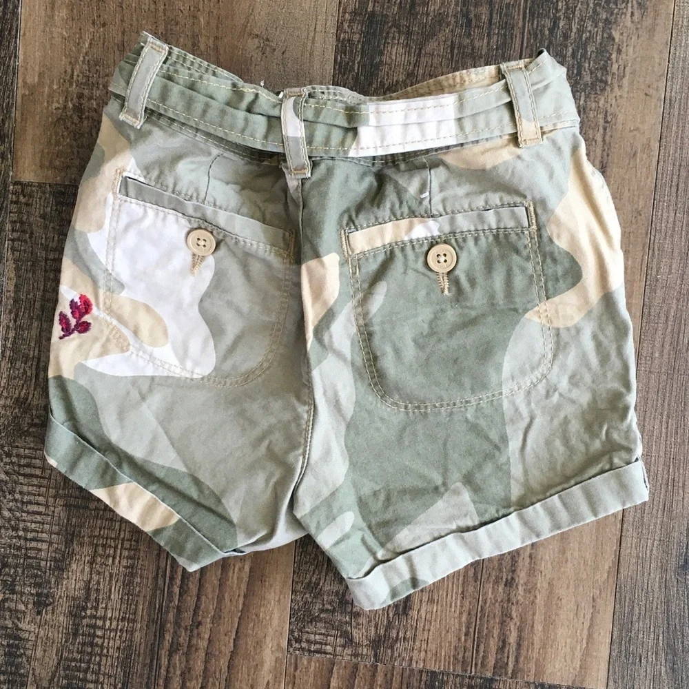 GAP Kids Bow belt Camo Shorts with Embroidery